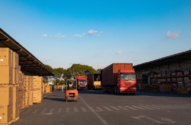 進(jìn)口貨代作為連接國內(nèi)外市場的橋梁，扮演著舉足輕重的角色